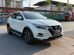 Nissan Qashqai 2.0L CVT Luxury - photo 1