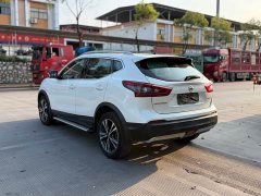 Nissan Qashqai 2.0L CVT Luxury - photo 7
