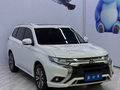 Mitsubishi Outlander 2.0L 2WD Edition 5 - ფოტო 3