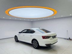 Skoda Superb Facelift TSI280 DSG Premium Edition - ფოტო 4
