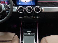 Mercedes-Benz GLB 220 Dynamic - ფოტო 7