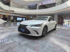 Lexus ES 2022 200 Excellence Edition - ფოტო 1