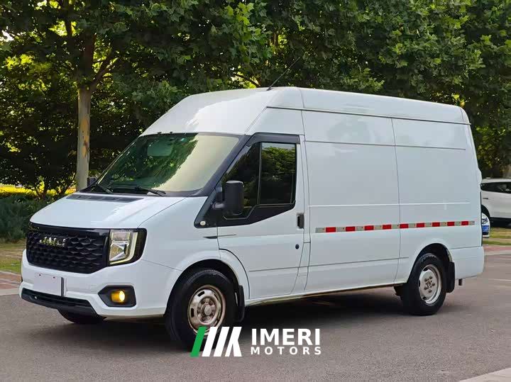 JMC 2.0T Manual Mid-wheelbase Mid-roof Commercial Multi-purpose Passenger Vehicle 7-seater