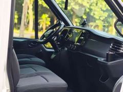 JMC 2.0T Manual Mid-wheelbase Mid-roof Commercial Multi-purpose Passenger Vehicle 7-seater - photo 6