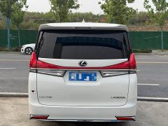 Lexus LM 2020 300h Four-Seat Royal Edition - ფოტო 10