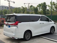 Lexus LM 2020 300h Four-Seat Royal Edition - ფოტო 9
