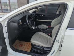 Kia K3 1.5L CVT Luxury Edition - ფოტო 6