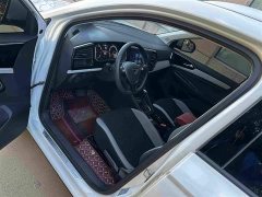 Volkswagen Jetta VS5 280TSI Automatic Entry-Level - ფოტო 5