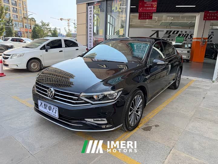 Volkswagen Magotan 330TSI DSG Luxury