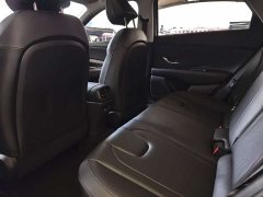 Hyundai Elantra 2022 1.5L CVT Luxury - ფოტო 14