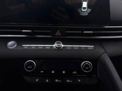 Hyundai Elantra 1.5L CVT Luxury - ფოტო 13