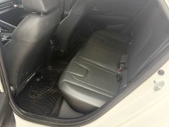 Hyundai Elantra 1.5L CVT Luxury - ფოტო 14