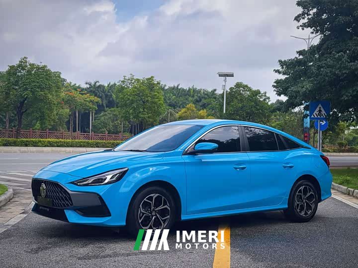SAIC MG5 180DVVT CVT Youth Fashion Edition