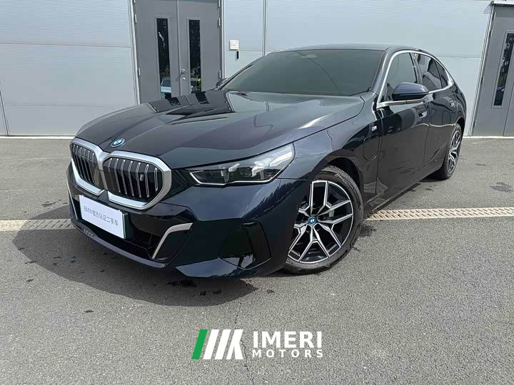 BMW i5 eDrive 35L M Sport Package