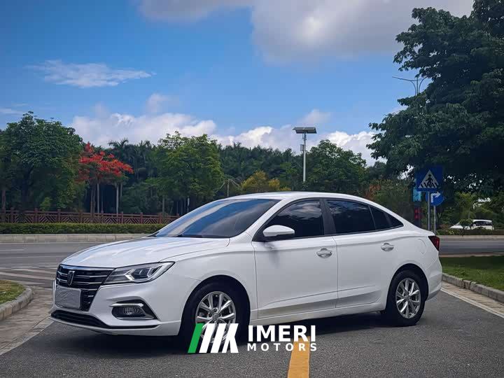SAIC MG i5 1.5L Automatic 4G Connected Premium Edition