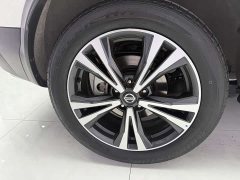 Nissan Qashqai 2.0L CVT XV Premium Luxury - ფოტო 7