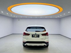 BMW X1 sDrive20Li Fashion - ფოტო 5