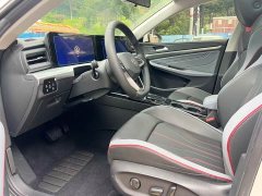 Volkswagen Lingdu L 280TSI DSG Dazzling Red Edition - ფოტო 4
