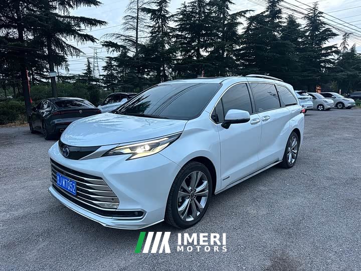 Toyota Sienna 2.5L Hybrid Premium Edition - ავტომობილი ჩინეთიდან