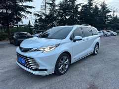 Toyota Sienna 2.5L Hybrid Premium Edition - ფოტო 1