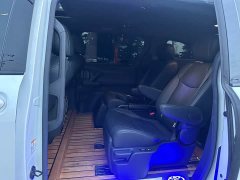 Toyota Sienna 2.5L Hybrid Premium Edition - ფოტო 5