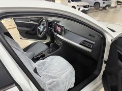 Volkswagen Lavida 1.5L Automatic Starry Sky Five Million Edition - ფოტო 5