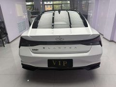 Hyundai Elantra 1.5L CVT Luxury - ფოტო 3