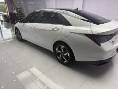 Hyundai Elantra 1.5L CVT Luxury - ფოტო 6