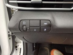 Hyundai Elantra 1.5L CVT Luxury - ფოტო 9