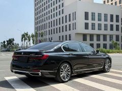 BMW 7 Series 740Li Premier Luxury Package - ფოტო 4