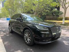 Lincoln Explorer 2020 2.0T FWD Premium - ფოტო 2