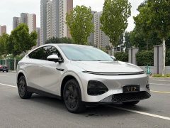 XPeng G6 625 Long Range Max Tech Edition - ფოტო 3