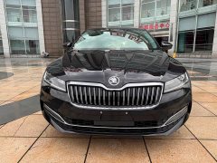 Skoda Superb TSI280 DSG Prestige - ფოტო 2