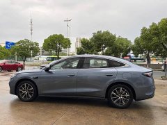 BYD Dolphin 06 DM-i Smart Drive 120KM Deluxe - ფოტო 9
