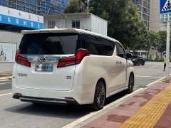 Toyota Alphard Hybrid 2.5L Premium Edition - ფოტო 16