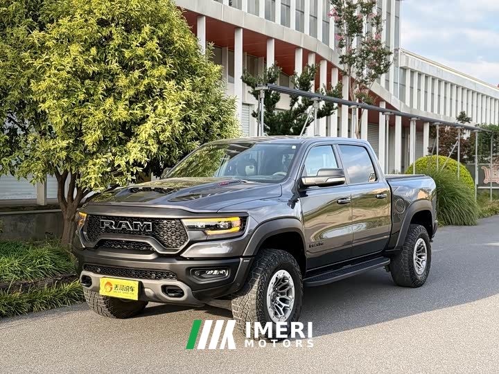 Ram Trucks 6.2L - ავტომობილი ჩინეთიდან