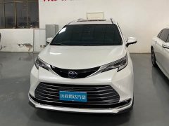 Toyota Sienna 2023 2.5L Hybrid Premium Edition - ფოტო 2