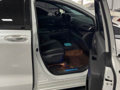 Toyota Sienna 2023 2.5L Hybrid Premium Edition - ფოტო 5