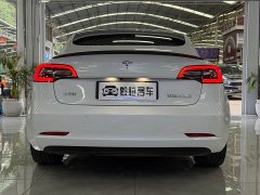 Tesla Model 3 Performance All-Wheel Drive - ფოტო 9