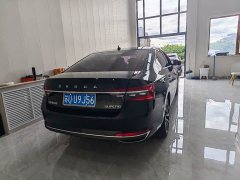 Skoda Superb Facelift TSI280 DSG Premium Edition - ფოტო 4