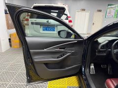 Mazda CX-30 2022 2.0L Automatic Radiant Pleasure Black Obsidian Edition - ფოტო 16