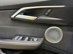 BMW 1 Series 120i M Sport Night Edition - ფოტო 17