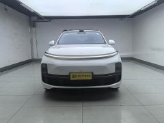 Li Auto L8 Ultra Smart Refresh Edition - ფოტო 1