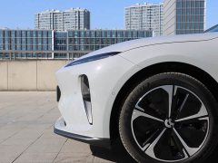 Nio ET5T 2024 75kWh Touring - ფოტო 3