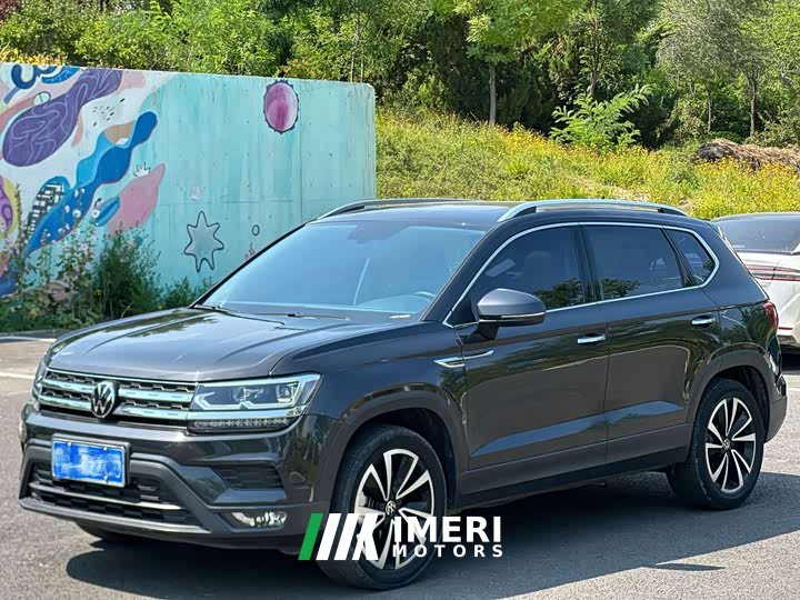 Volkswagen Touareg 2022 280TSI FWD Luxury Edition - ავტომობილი ჩინეთიდან