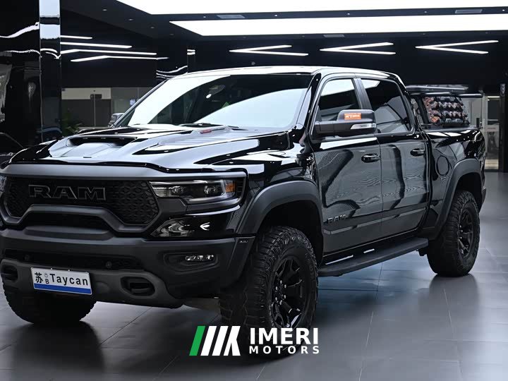 Ram Trucks Tyrannosaurus 6.2T Automatic - ავტომობილი ჩინეთიდან