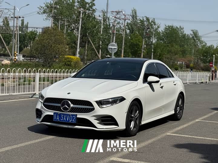 Mercedes-Benz A-Class Facelift A 180 L Sport Sedan