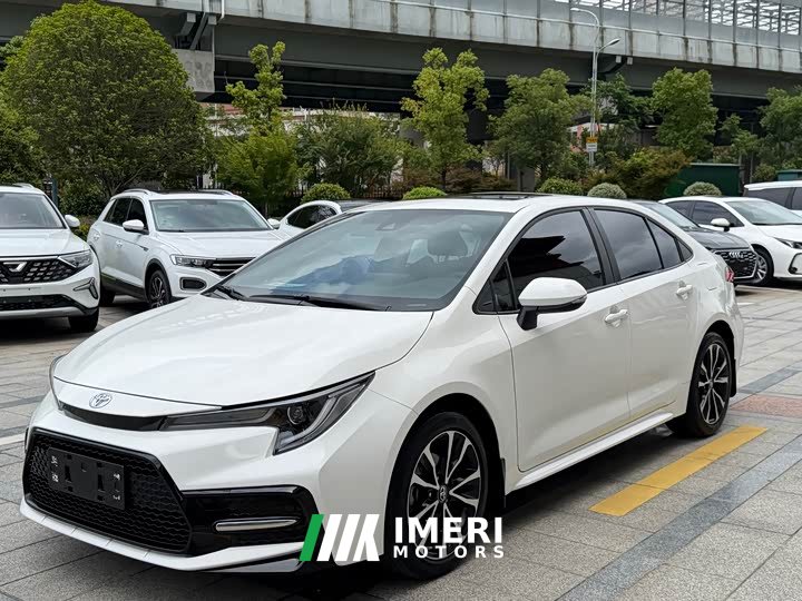 Toyota Corolla 1.8L CVT Sport - ავტომობილი ჩინეთიდან