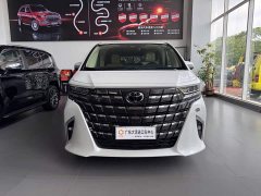Toyota Alphard 2.5L - ფოტო 2