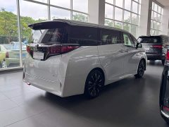 Toyota Alphard 2.5L - ფოტო 5